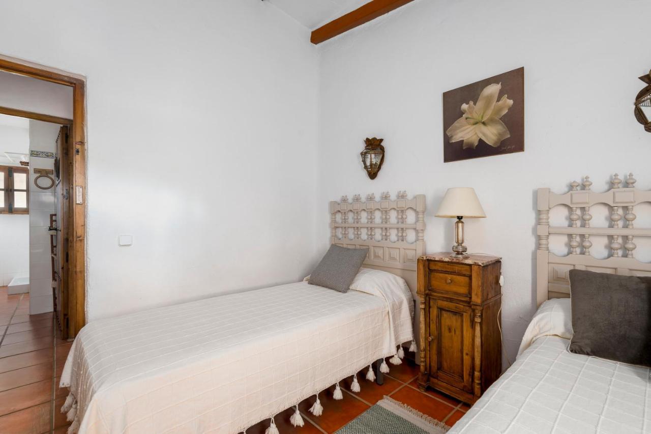 Refugio Andaluz Con Piscina Entre Olivos Villanueva de Tapia Ngoại thất bức ảnh
